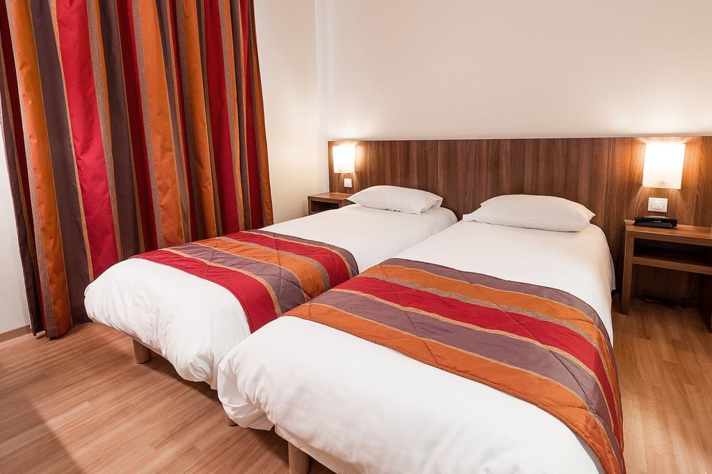 Hotel Eurocentre 2* Toulouse Nord Castelnau-dʼEstrétefonds Zimmer foto